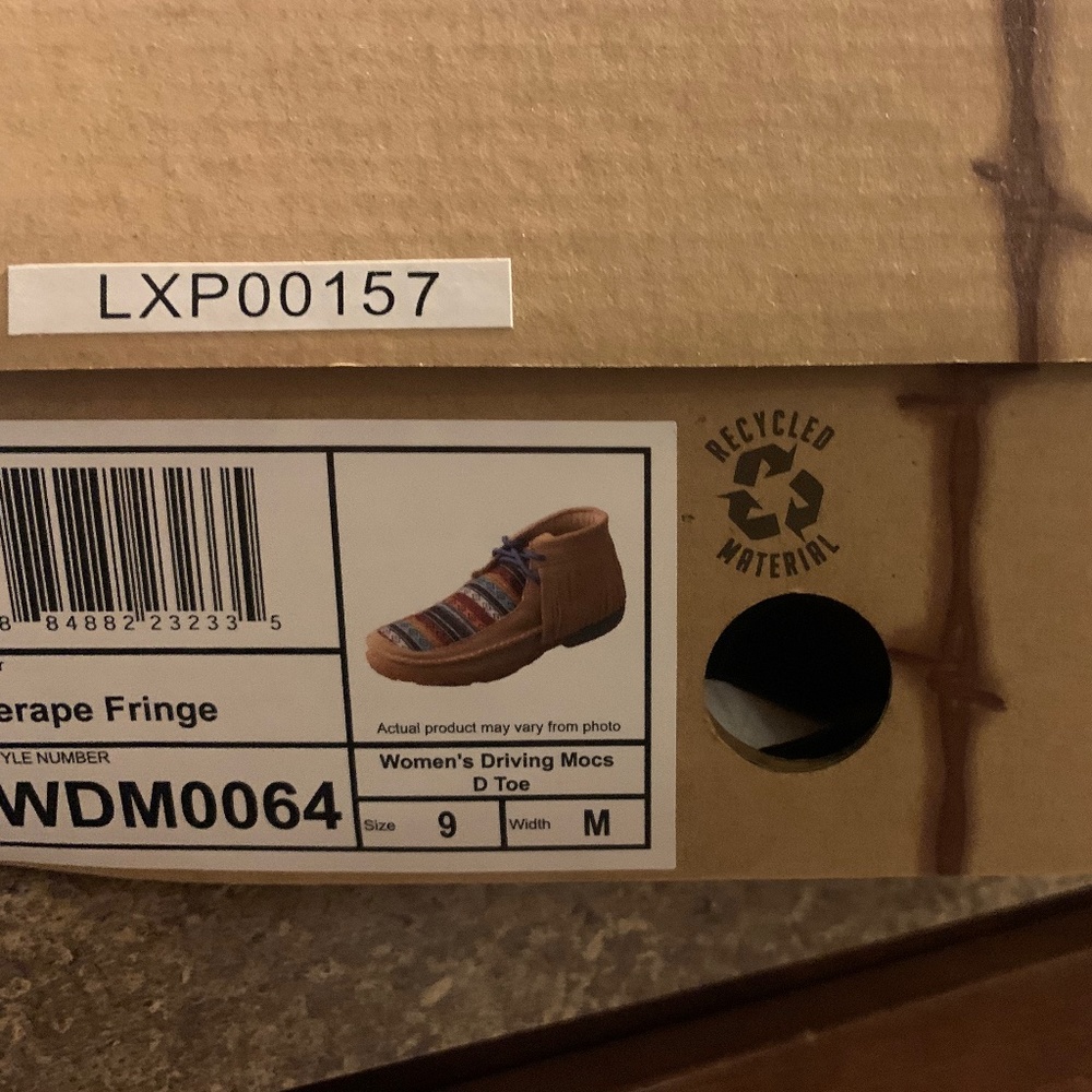 Twisted X fringe Mocs - Picture 4 of 4